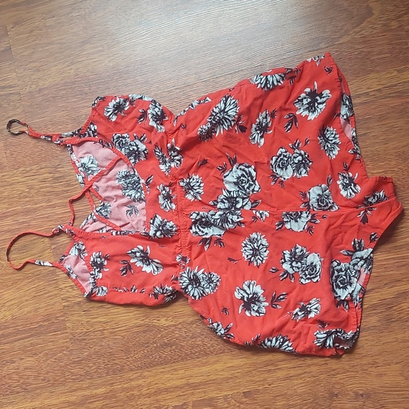 Floral romper - Picture 4 of 9